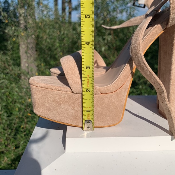 70’s NUDE PLATFORM SANDALS VEGAN SUEDE - Picture 10 of 16
